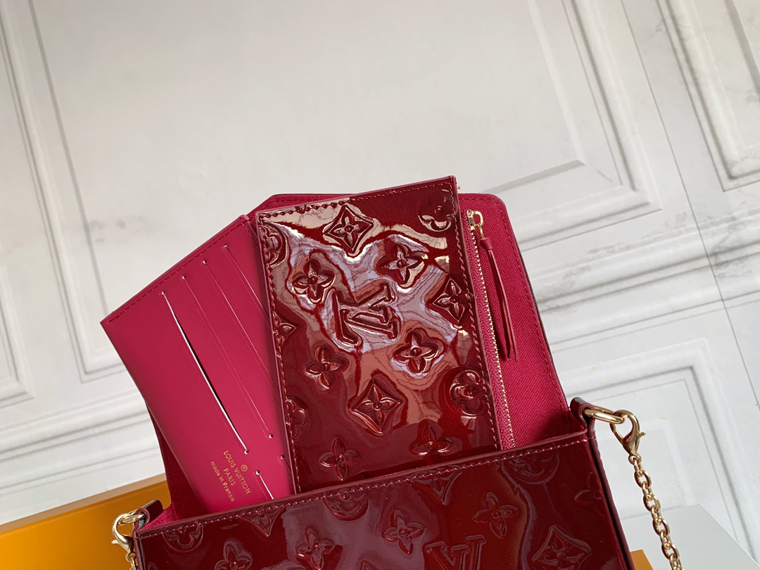 Designer Monogram  Felicie Pochette Monogram Vernis- Bag - Gorchic - $84.99