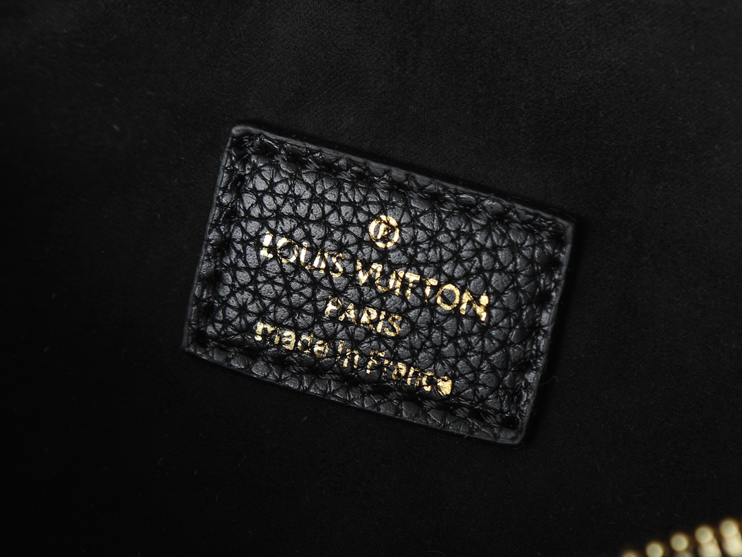 Designer Monogram Empreinte Monogram Leather Black Bumbag - Bag - Gorchic - $122.99