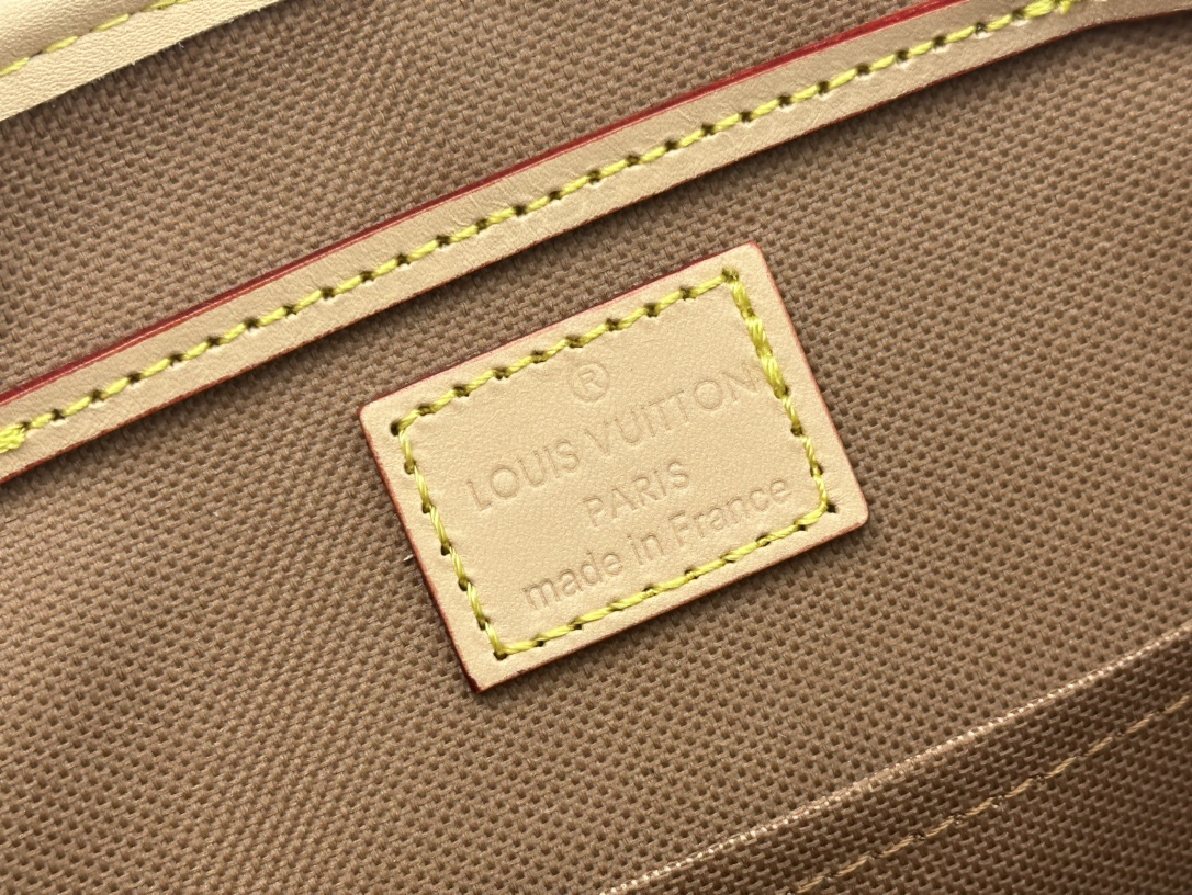 Designer Monogram  Montsouris PM - Bag - Gorchic - $136.99