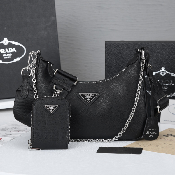 Saffiano texture Re-Edition 2005  Saffiano Leather bag - Gorchic - $103.99