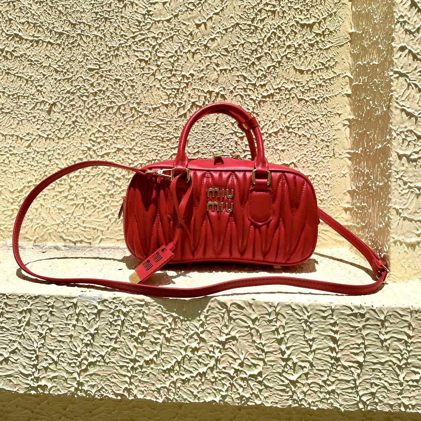 MU Arcadie matelassé nappa leather bag Red S-wide Size - Bag - Gorchic - $131.99