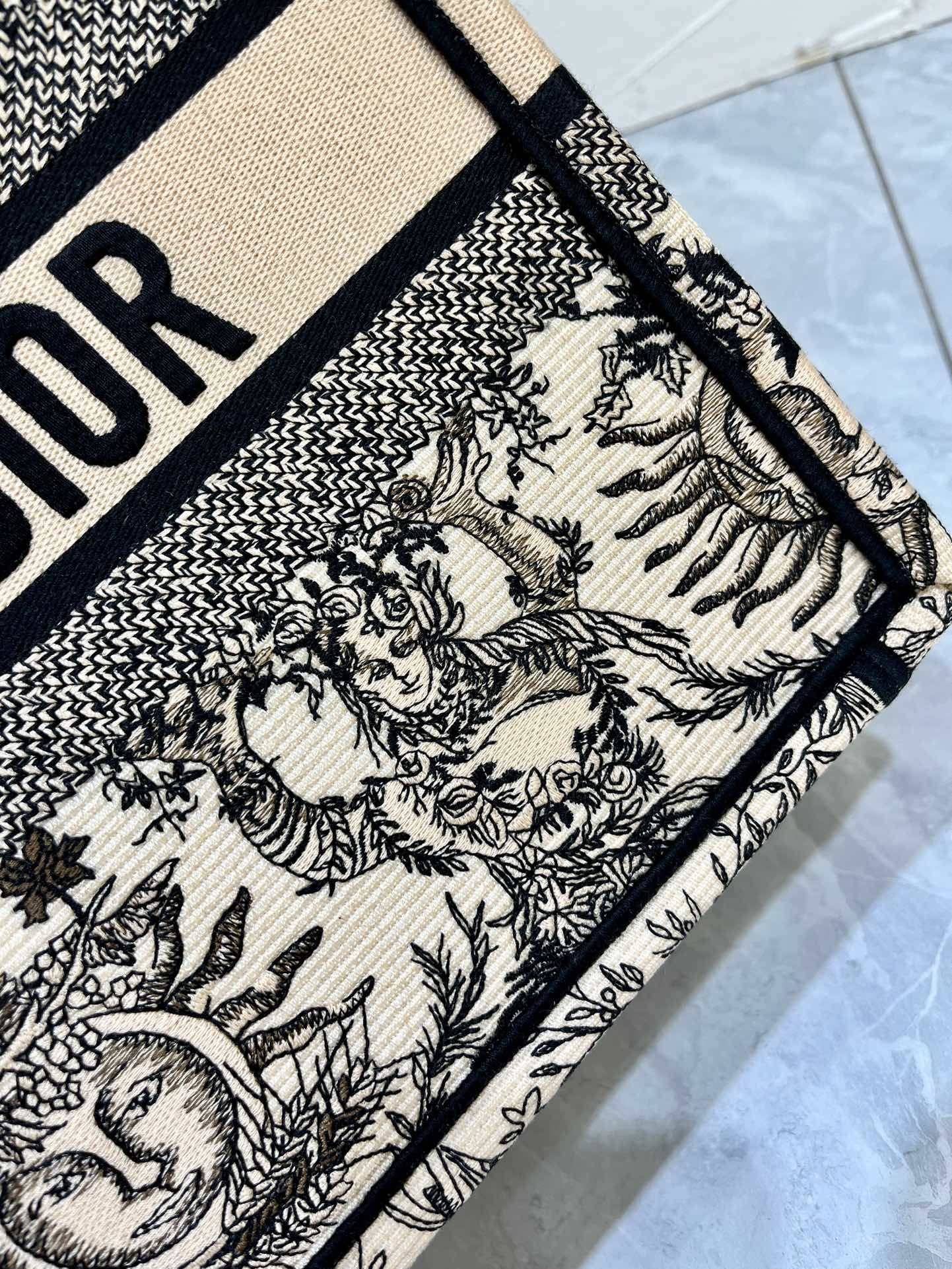 D Inspired book tote dark gold zoo - Bag - Gorchic - $167.99