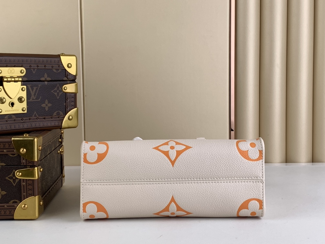 Designer Monogram Monogram Casual Style Leather Elegant Style Bold Logo Totes - Bag - Gorchic - $113.99