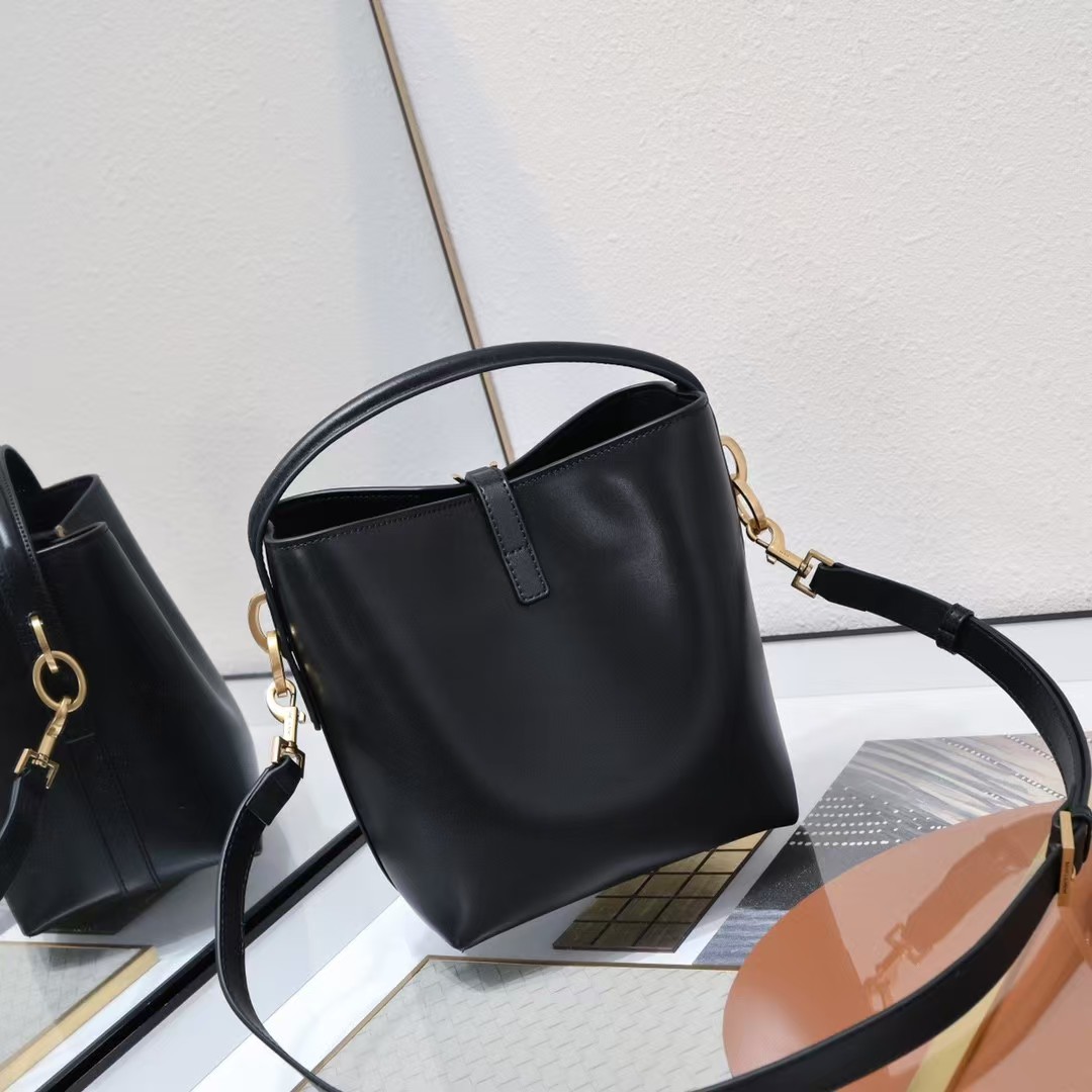 Lady Designer Le 37 Small Bag in Shiny Leather - Gorchic - $145.99