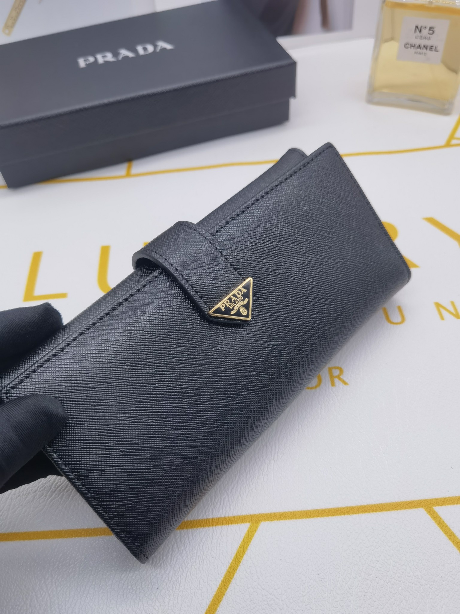 Saffiano texture Saffiano Leather Long Wallet- Black Wallet - Gorchic - $65.99