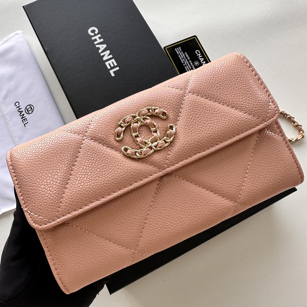 CC Inspired Chain Shoulder Crossbody Small Bag - Pink Bag - Gorchic - $109.99