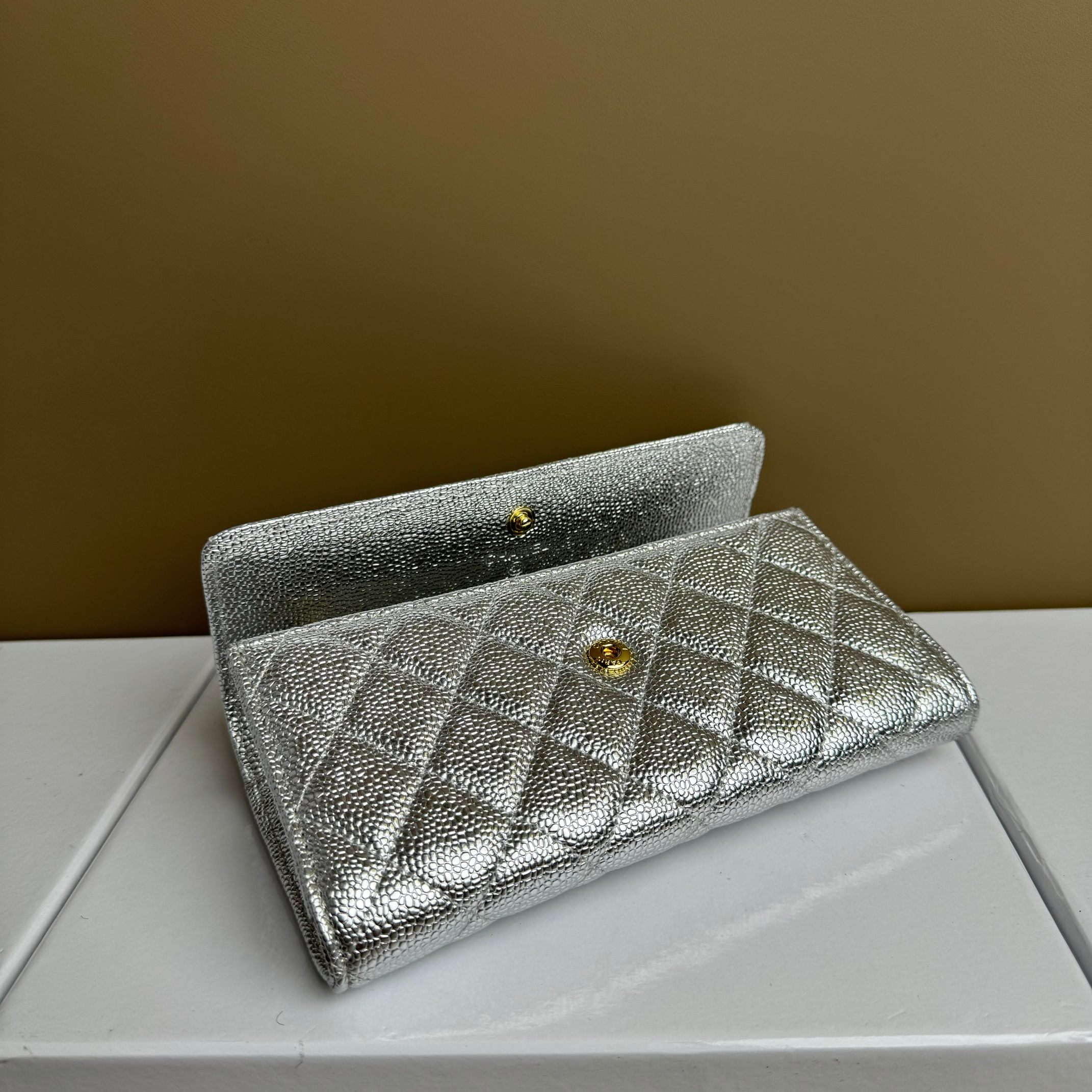 CC Inspired Counterfeit Caviar Leather Wallet-Sier Fish Seed Pattern Wallet - Gorchic - $59.99