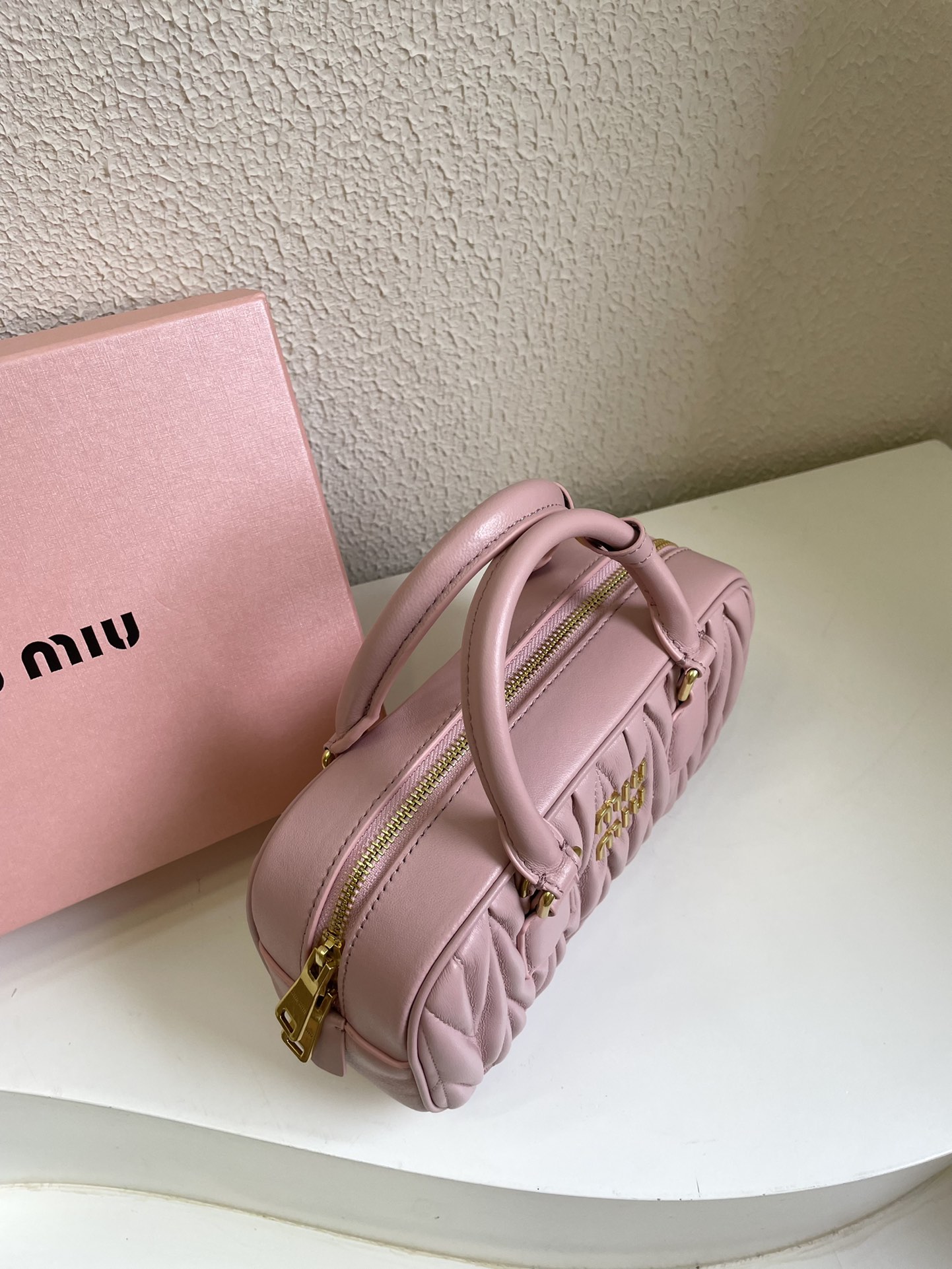 MU Arcadie matelassé nappa leather bag Pink S-wide Size - Bag - Gorchic - $131.99