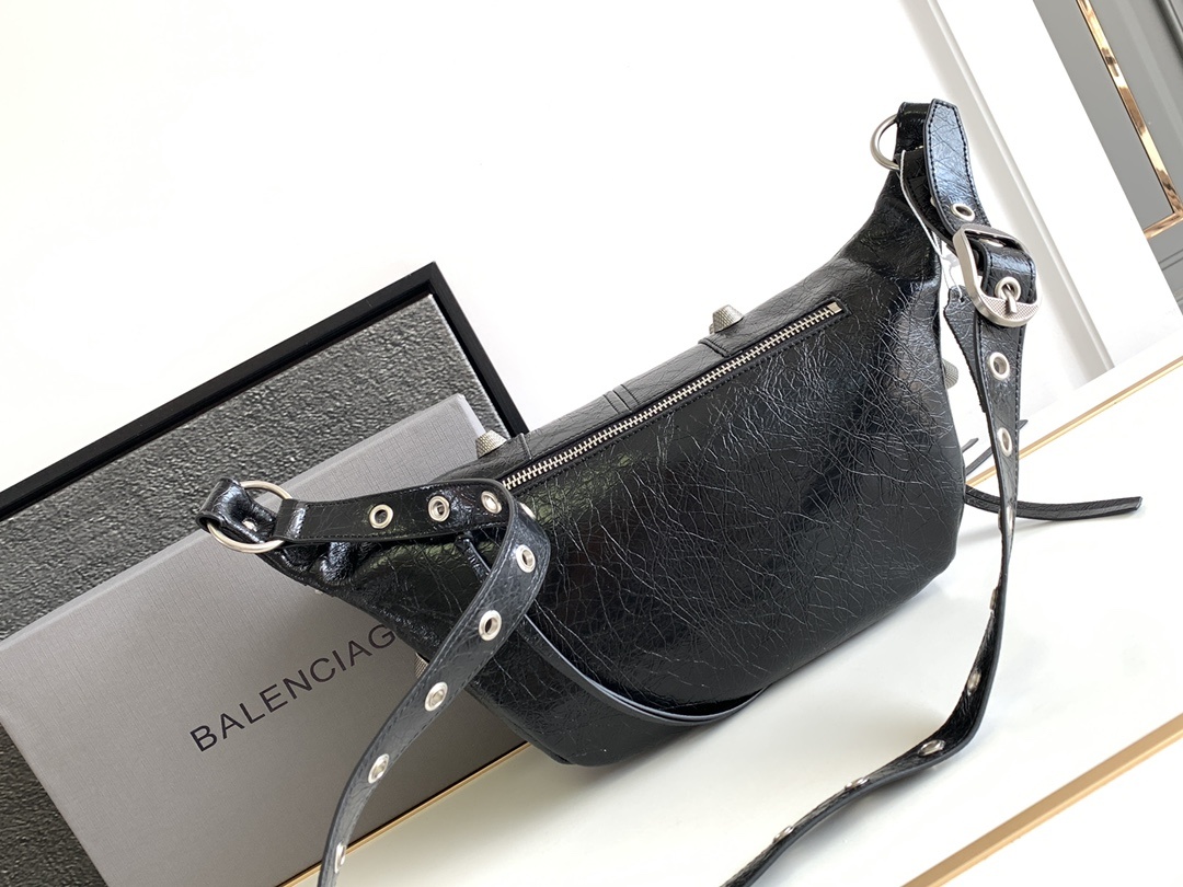 Hourglass iconic Crossbody Belt Black Bag - Gorchic - $178.99