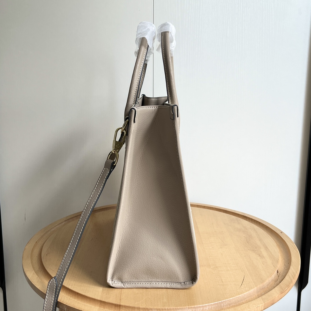 Double-G Retro Shopper - Aged White Bag - Gorchic - $135.99