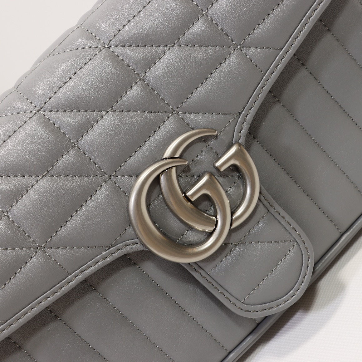 Double-G GG Marmont Shoulder Bag - Gorchic - $101.99