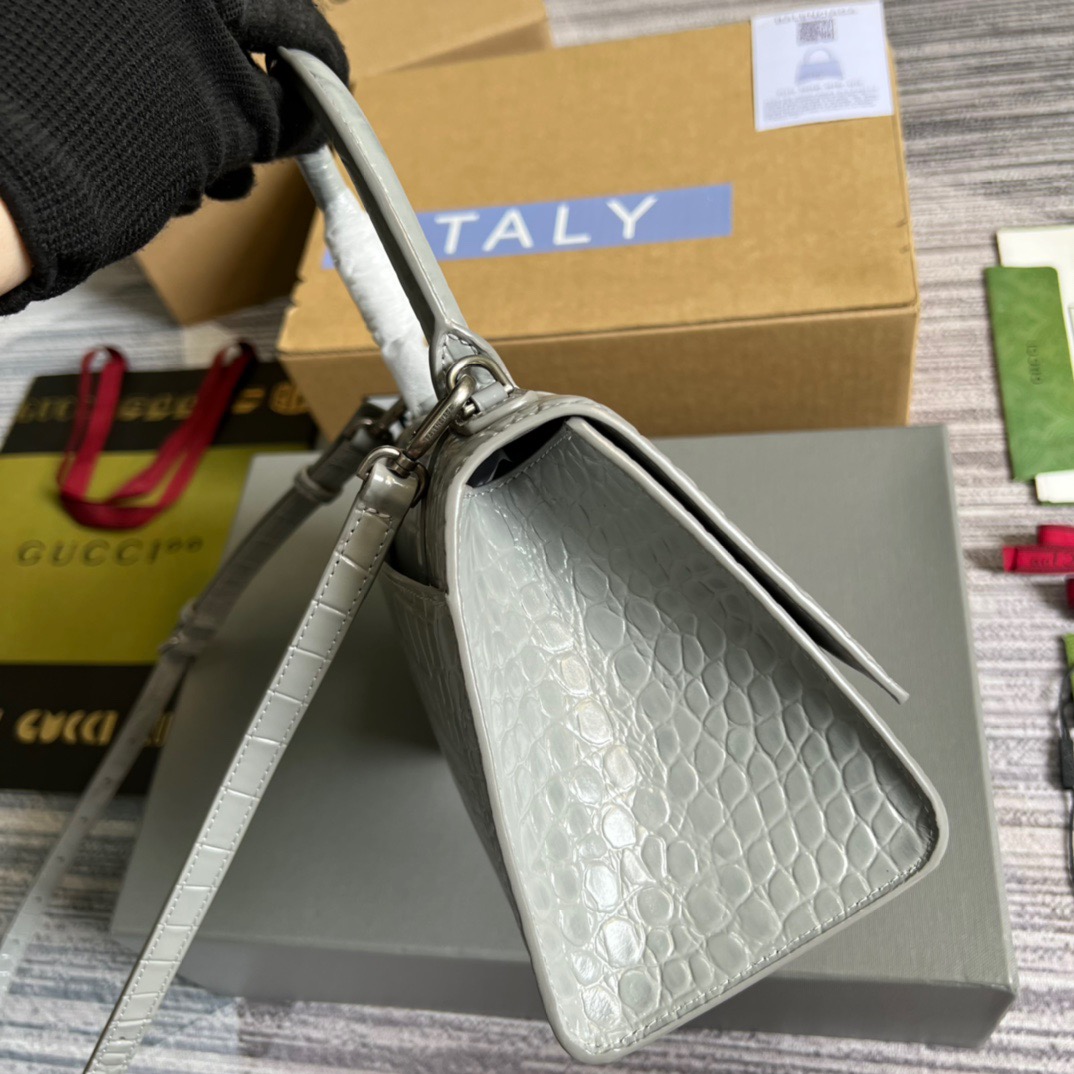 Hourglass iconic HOURGLASS HANDBAG - Bag - Gorchic - $141.99