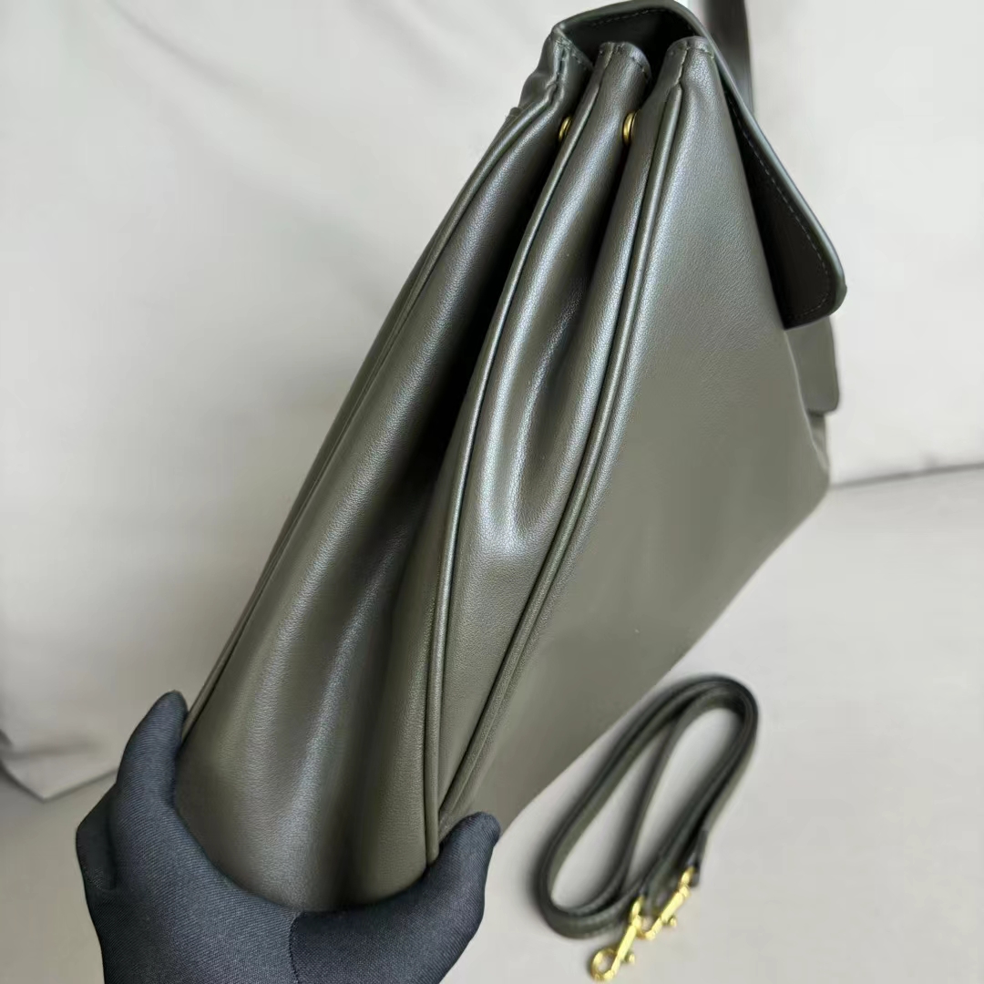 Hourglass iconic Rodeo leather shoulder bag in green and aged-golden hardware Multiple Size - Bag - Gorchic - $169.99