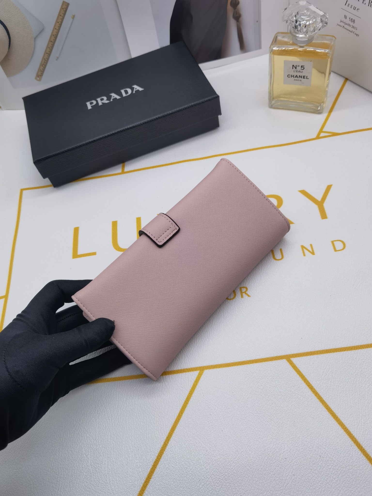 Saffiano texture Saffiano Leather Long Wallet- Pink Wallet - Gorchic - $65.99