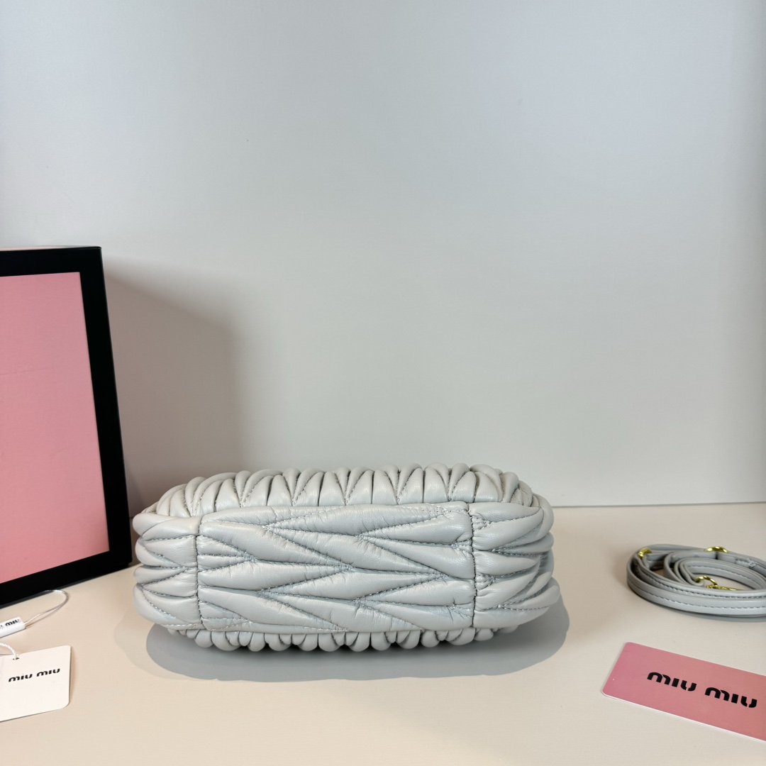 MU Wander matelassé nappa leather hobo bag handbag - Bag - Gorchic - $114.99