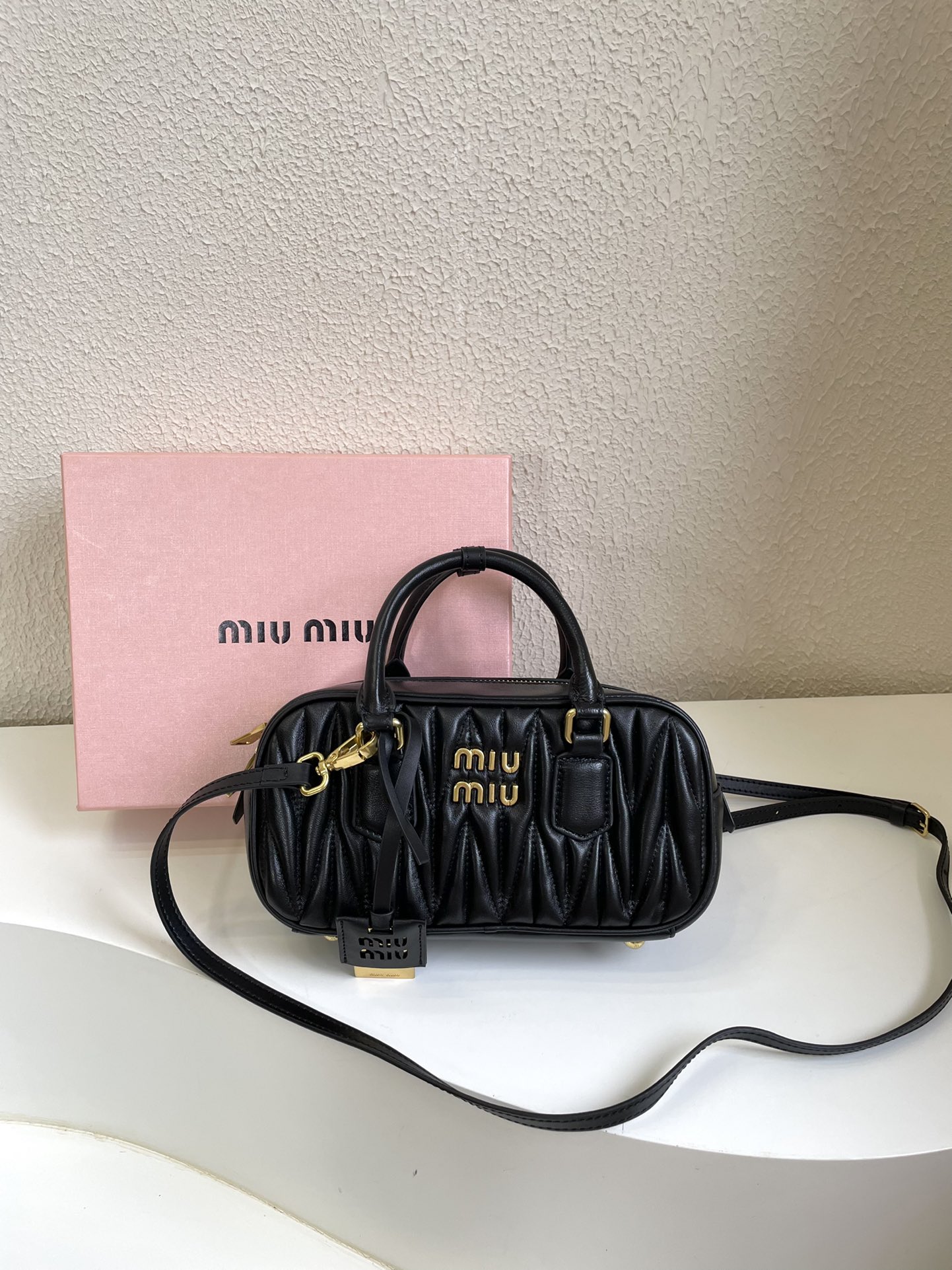 MU Arcadie matelassé nappa leather bag Black S-wide Size - Bag - Gorchic - $131.99