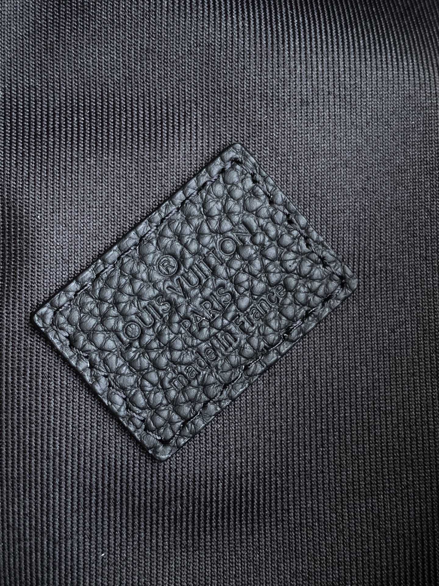 Designer Monogram  Calfskin Monogram Shadow Discovery Bumbag Black - Bag - Gorchic - $119.99