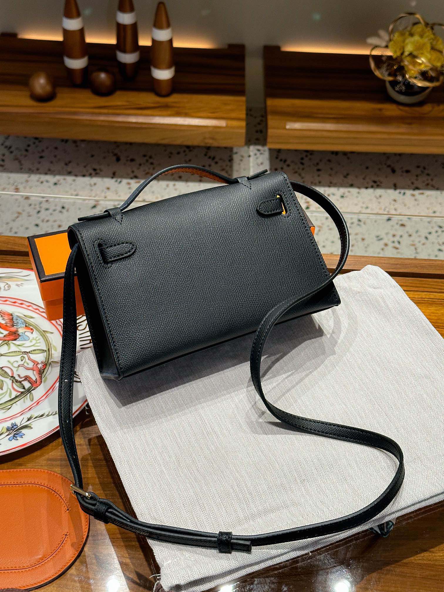 H-Inspired Kelly Mini 1st Kelly Pochette Generation Epsom Palm Leather-Black - Gorchic - $146.99