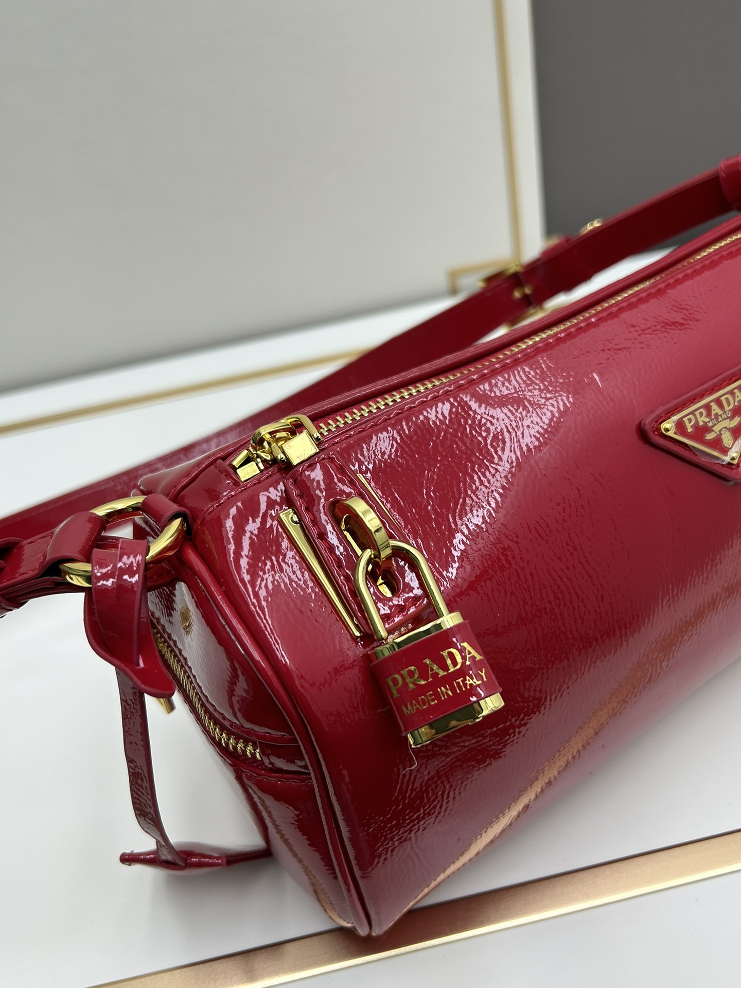 Saffiano texture Aimée Suede Shoulder Red Bag - Gorchic - $186.99