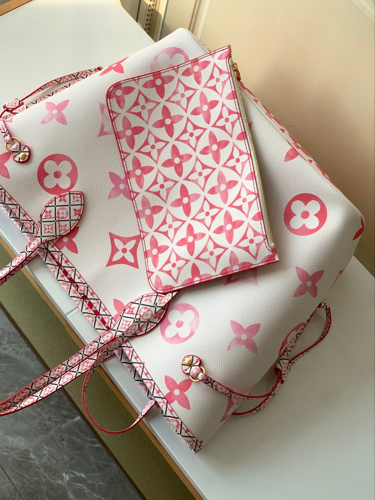 Designer Monogram Neverfull MM Shopping Bag - Red and White Bag - Gorchic - $124.99