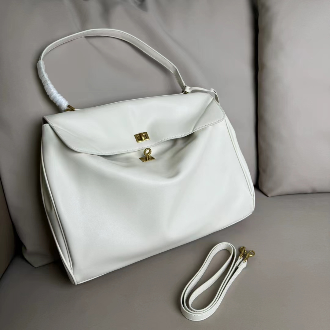 Hourglass iconic Rodeo leather shoulder bag in green and aged-golden hardware Multiple Size - Bag - Gorchic - $169.99