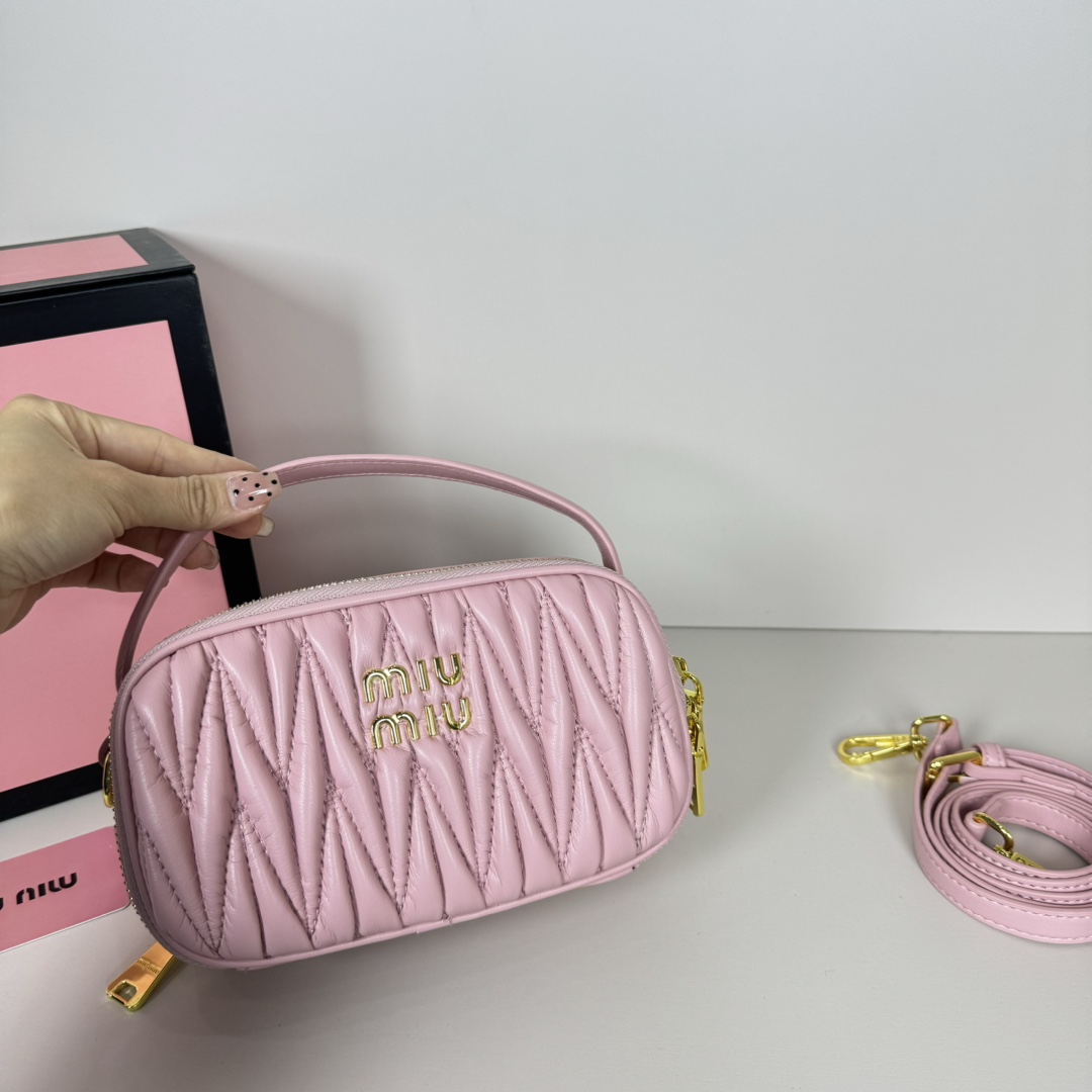 MU Logo Patch Zipped Clutch Bag - Gorchic - $100.99