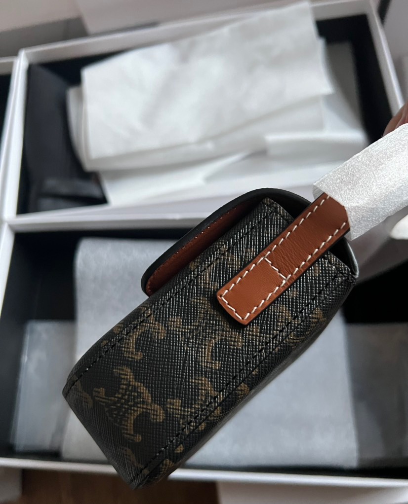 CL shoulder bag claude calfskin - Bag - Gorchic - $129.99