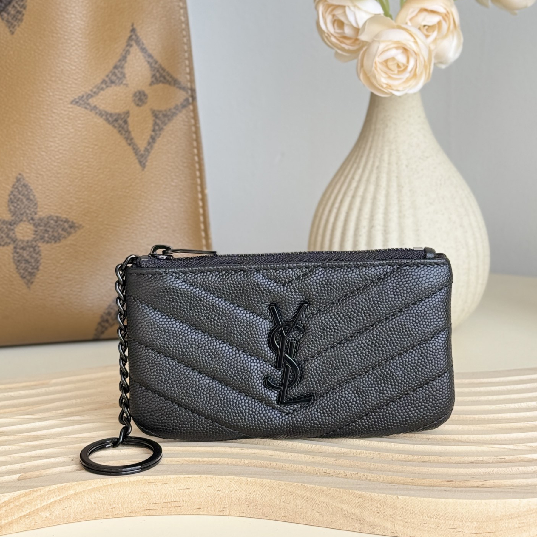 Lady Designer Ball-Patterned Cowhide Wallet -Black Leather Gold Wallet - Gorchic - $55.99