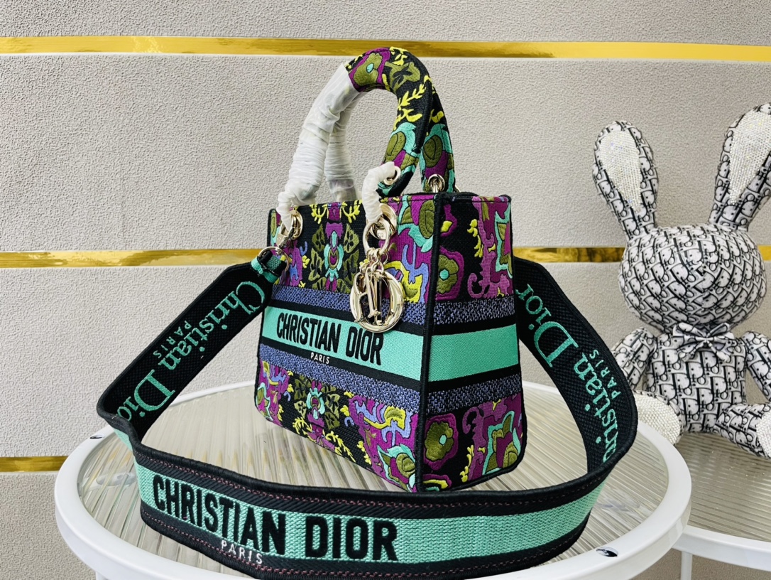 [TOP] D Inspired Medium Lady D Inspired Bag - Gorchic - $213.99