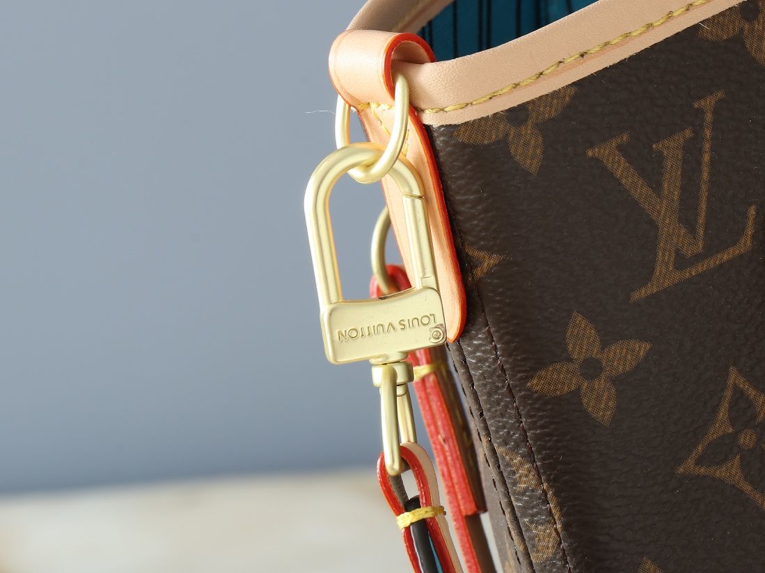 Designer Monogram Neverfull Bandoulière Inside Out MM Size Blue Bag - Gorchic - $139.99