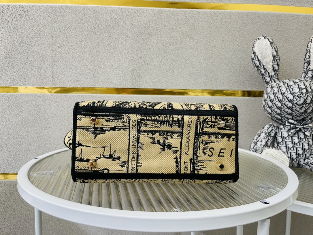 [TOP] D Inspired Medium Lady D Inspired Bag - Gorchic - $213.99