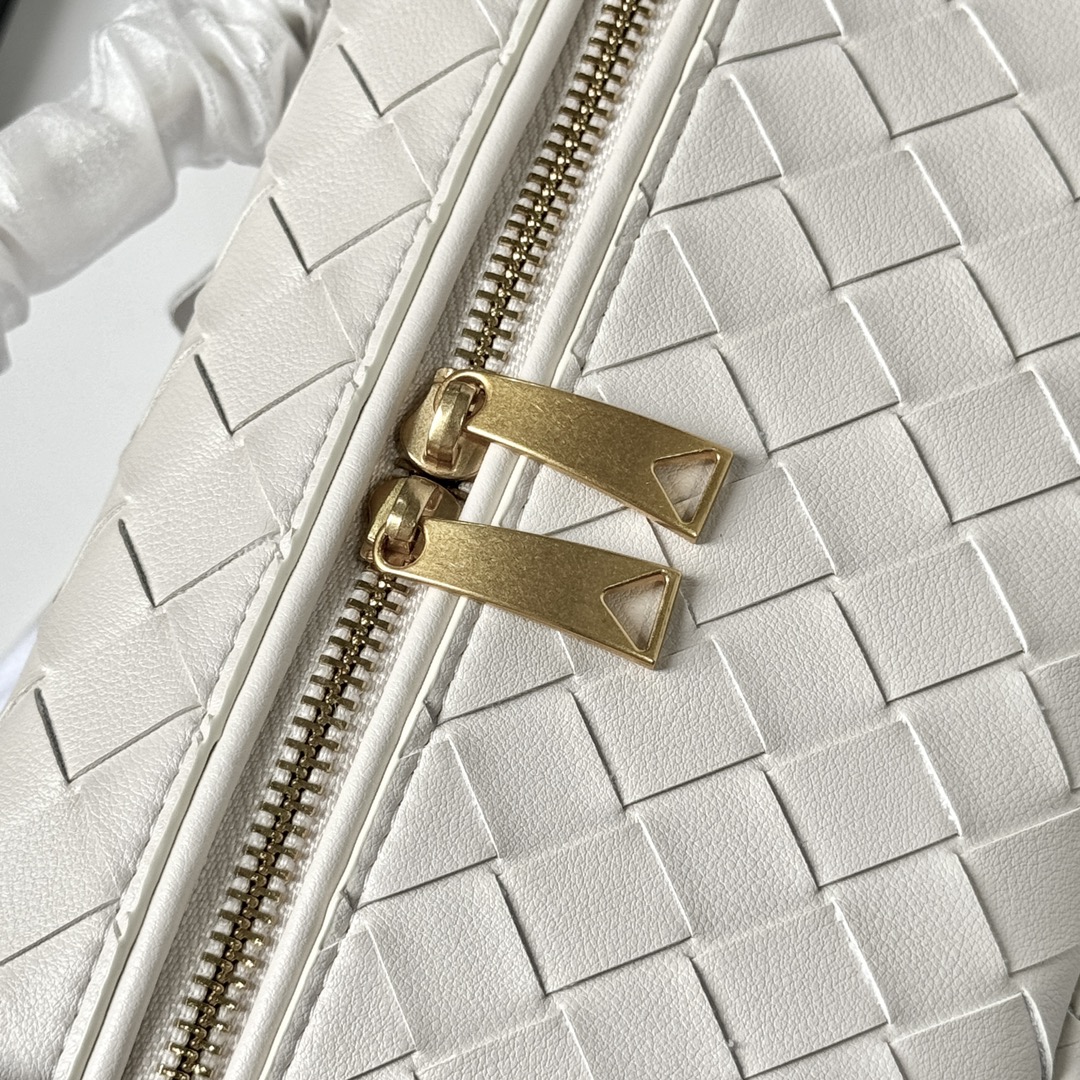 BV Bang Bang Vanity Case Sea salt - Bag - Gorchic - $144.99