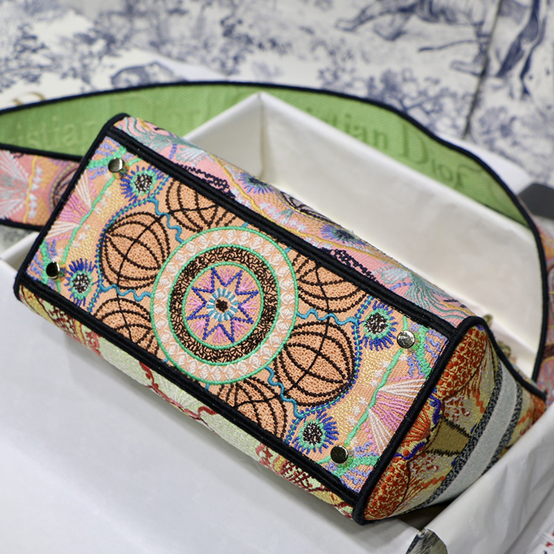 D Inspired The LADY D-LITE Bag - Gorchic - $196.99