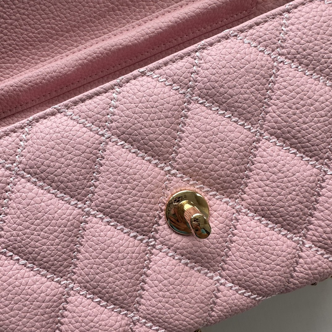 CC Inspired Chain Shoulder Crossbody Small Bag - Pink Bag - Gorchic - $101.99