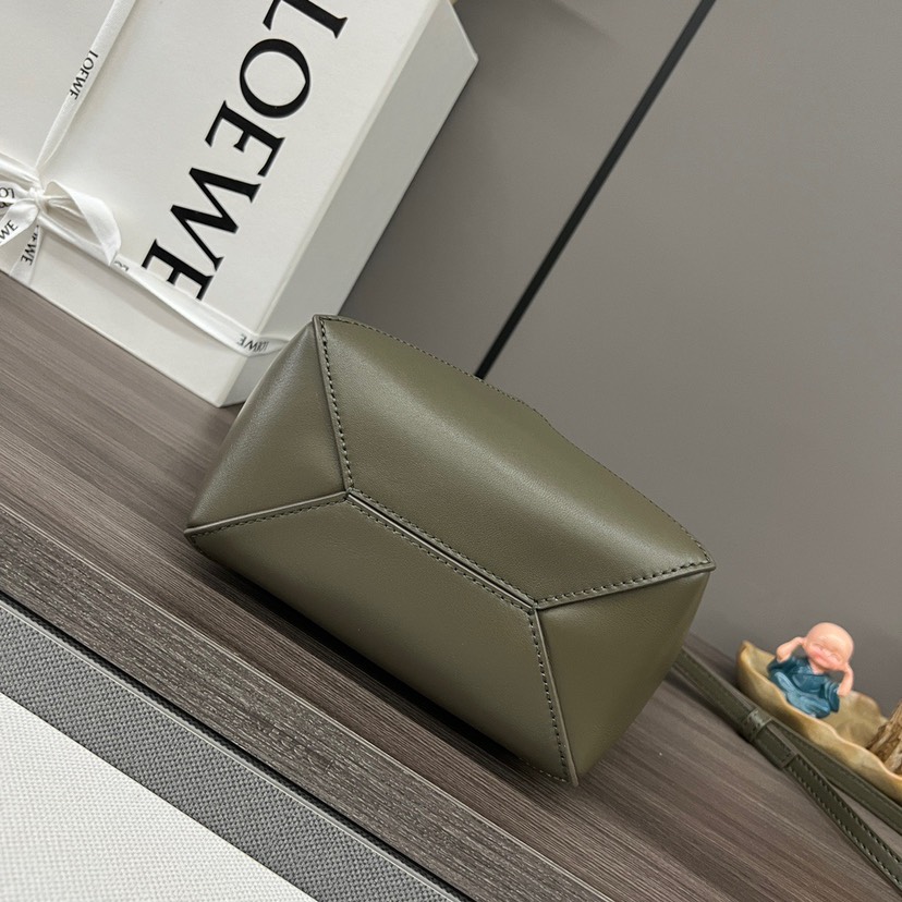 Puzzle iconic Mini Puzzle Fold Tote in shiny calfskin Green - Bag - Gorchic - $113.99