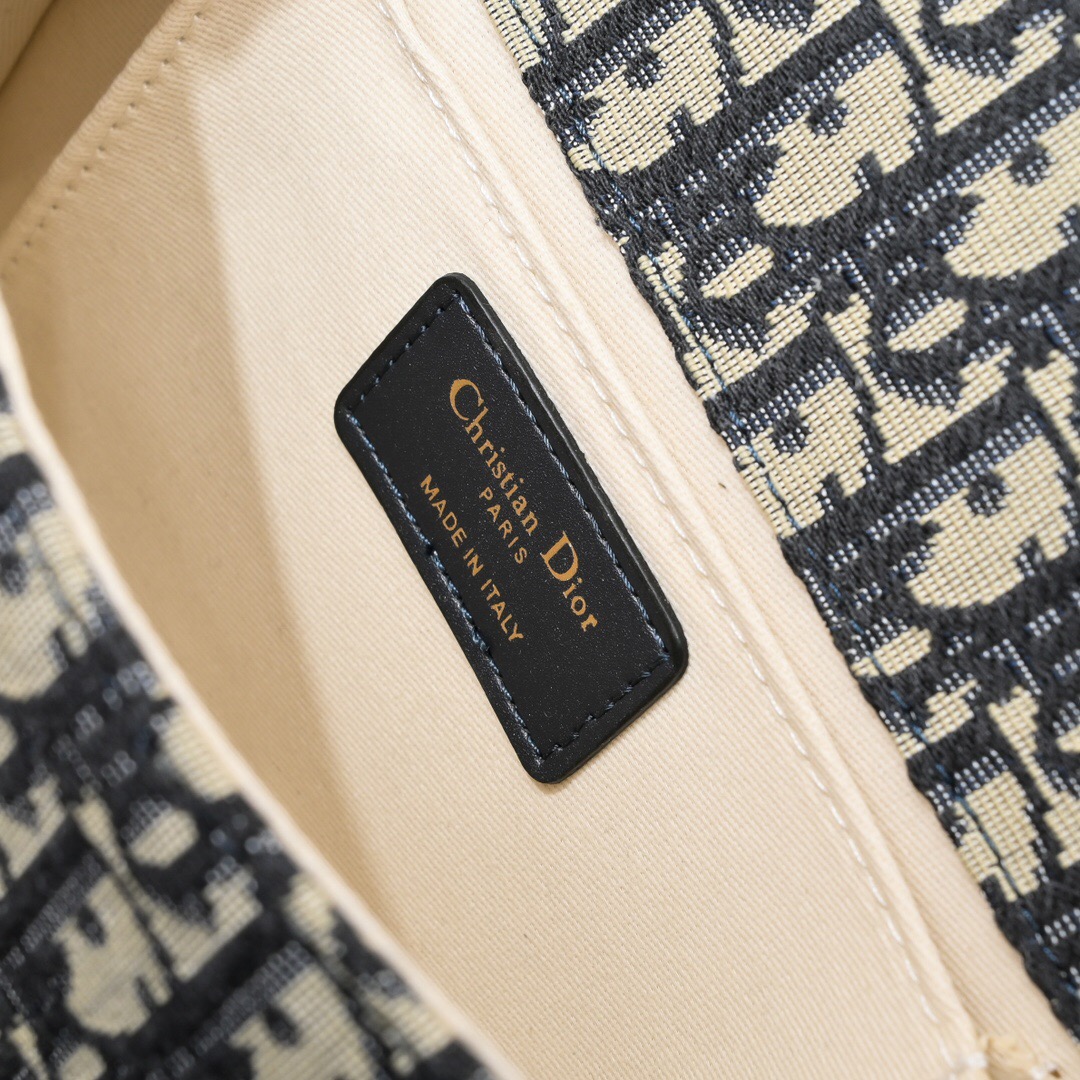 D Inspired Oblique 30 Montaigne Flap Bag - Gorchic - $134.99