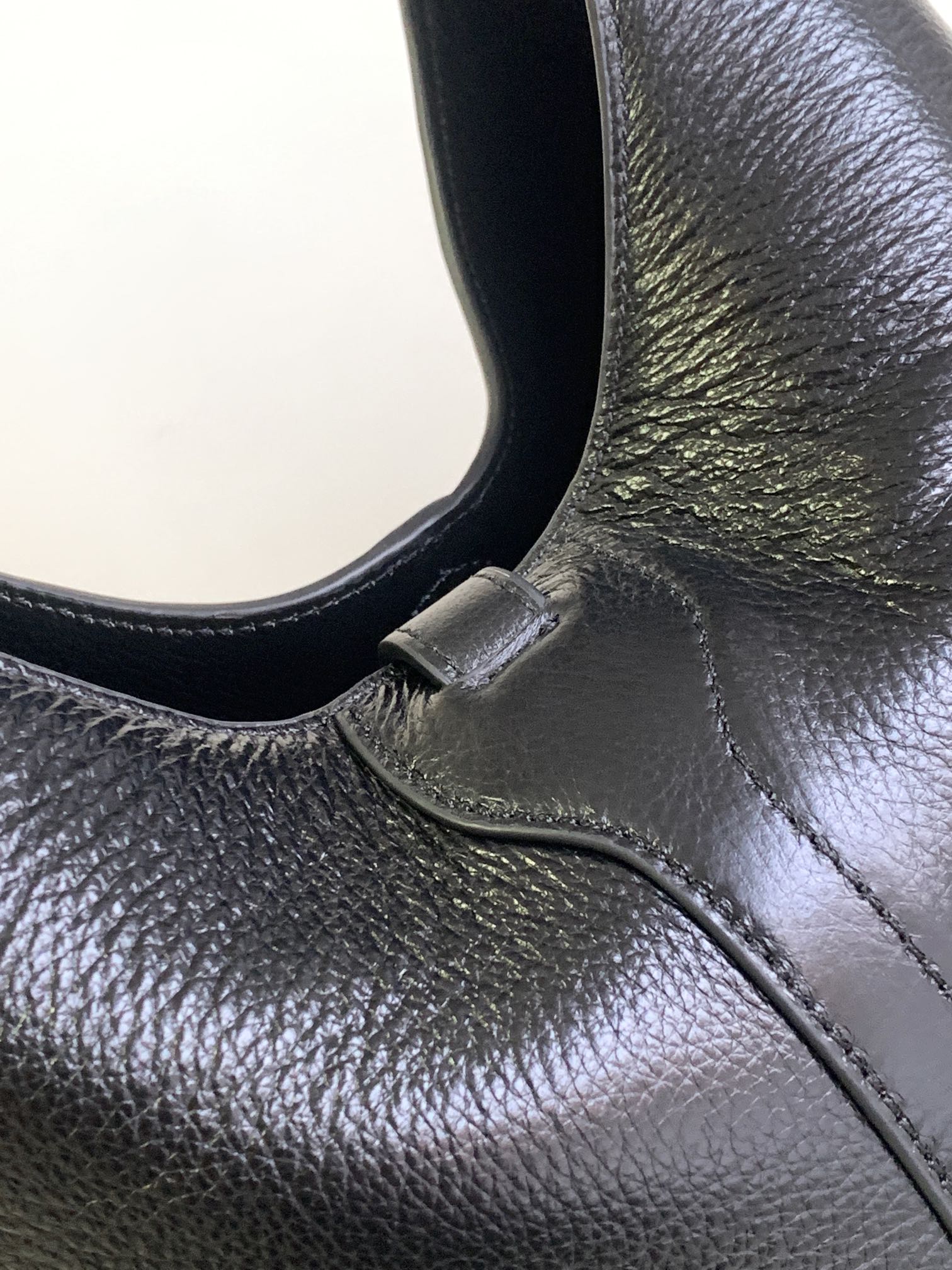 Hourglass iconic Lock Trim Large Tramp Bag - Black and Sier Bag - Gorchic - $144.99