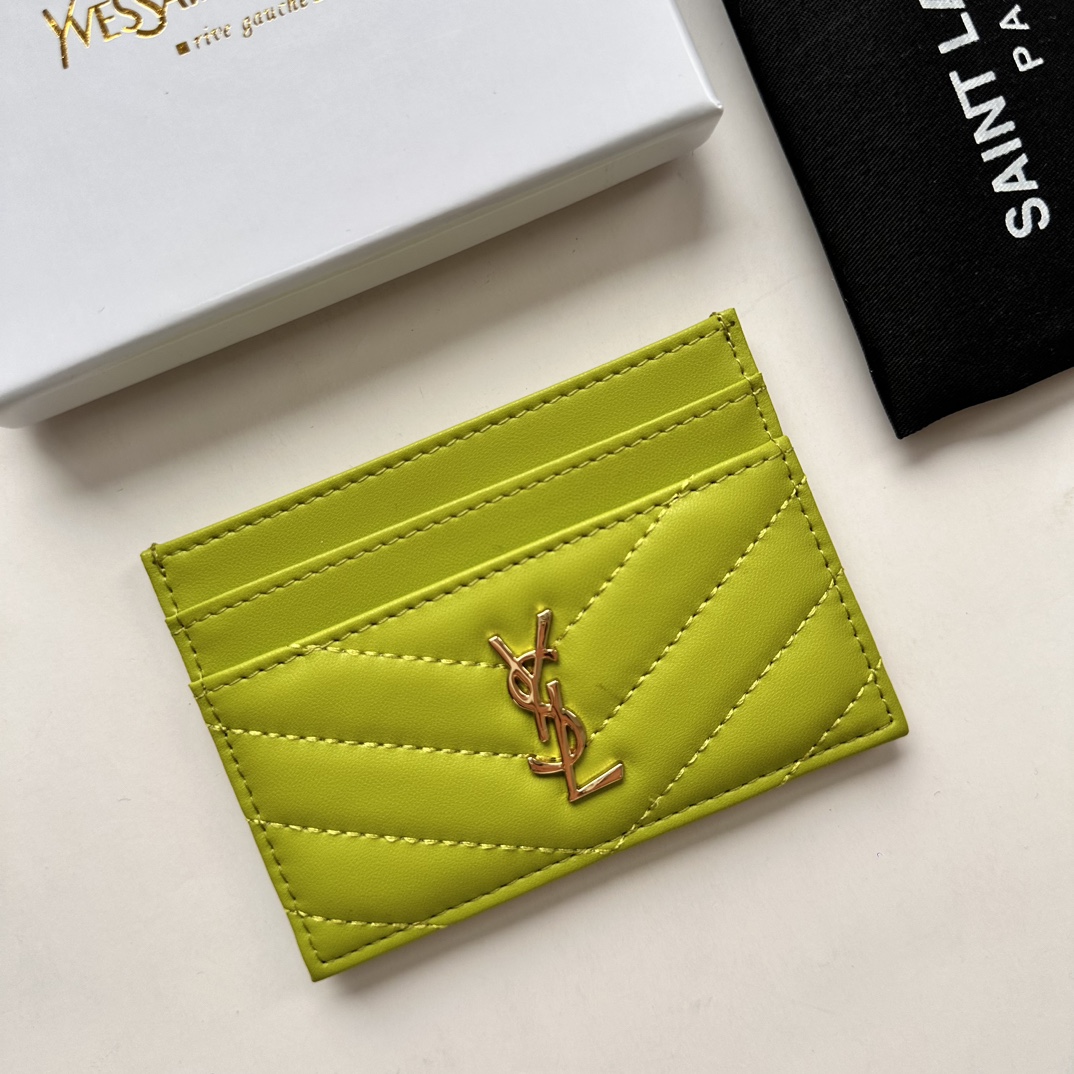 Lady Designer CASSANDRE MATELASSÉ card case in lambskin -Green Wallet - Gorchic - $35.99