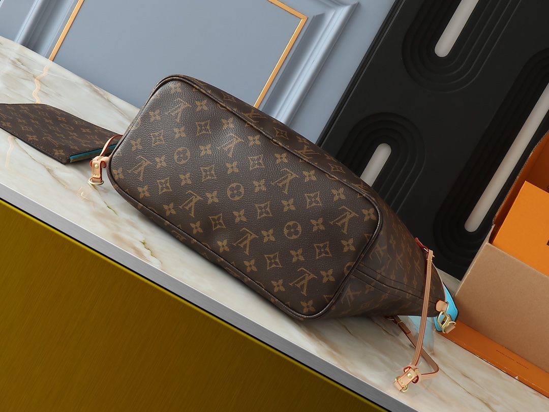 Designer Monogram Neverfull Bandoulière Inside Out MM Size Blue Bag - Gorchic - $139.99