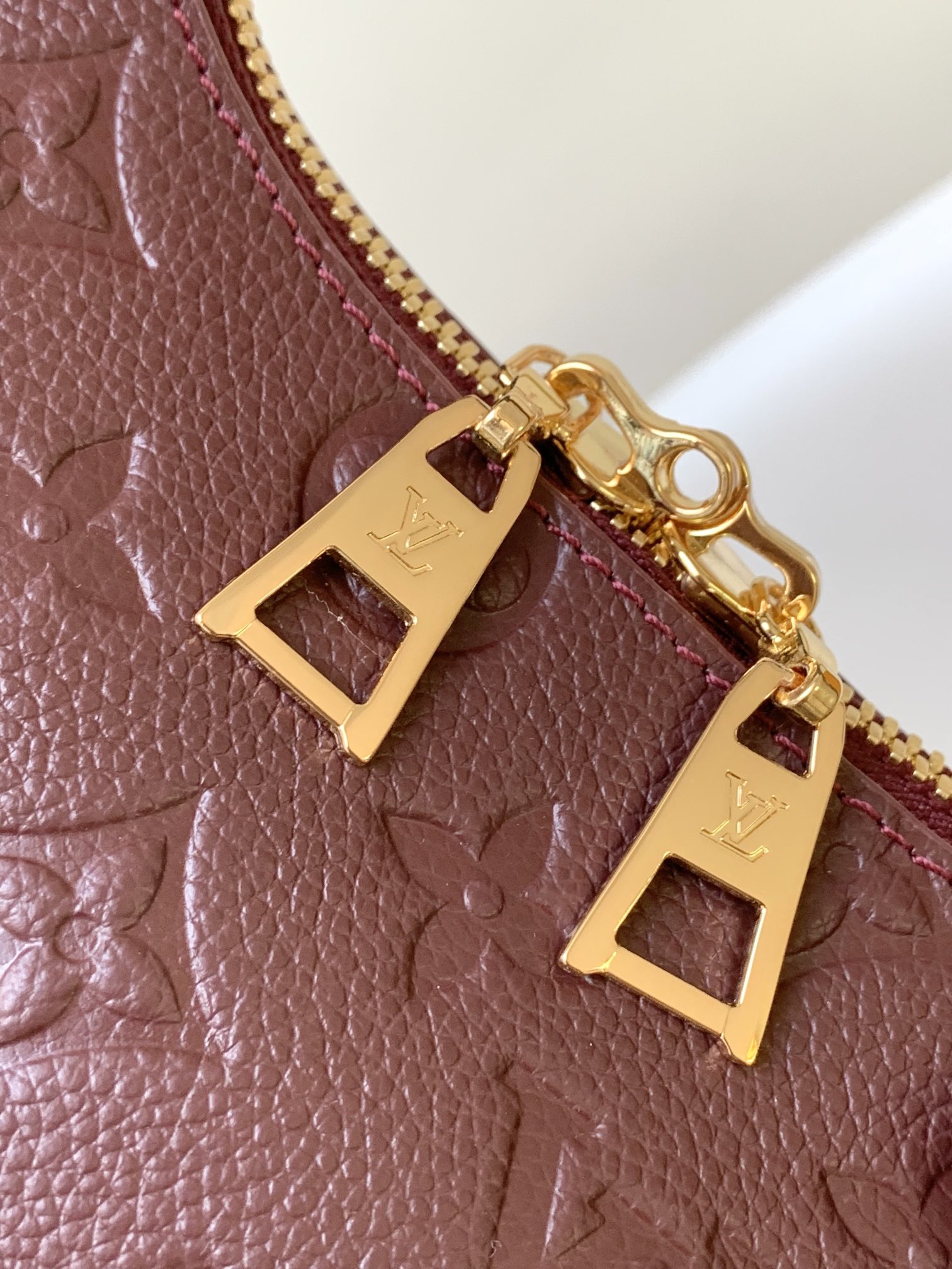 Designer Monogram Empreinte Monogram Sac Sport NM Wine Bag - Gorchic - $128.99