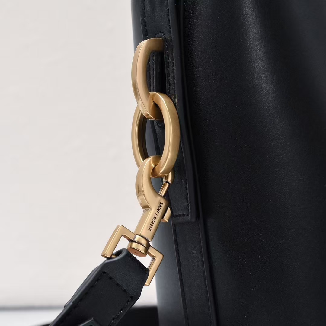 Lady Designer Le 37 Small Bag in Shiny Leather - Gorchic - $145.99