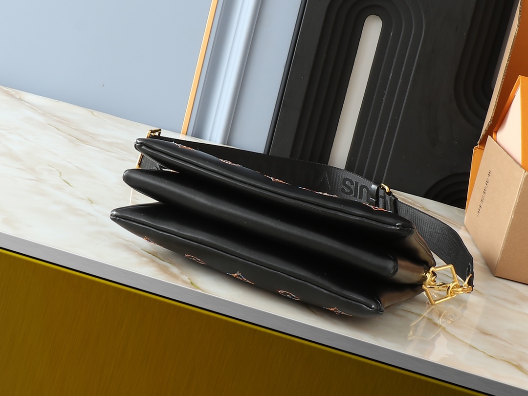 Designer Monogram Coussin Black Flower Small Handbag - Gorchic - $135.99