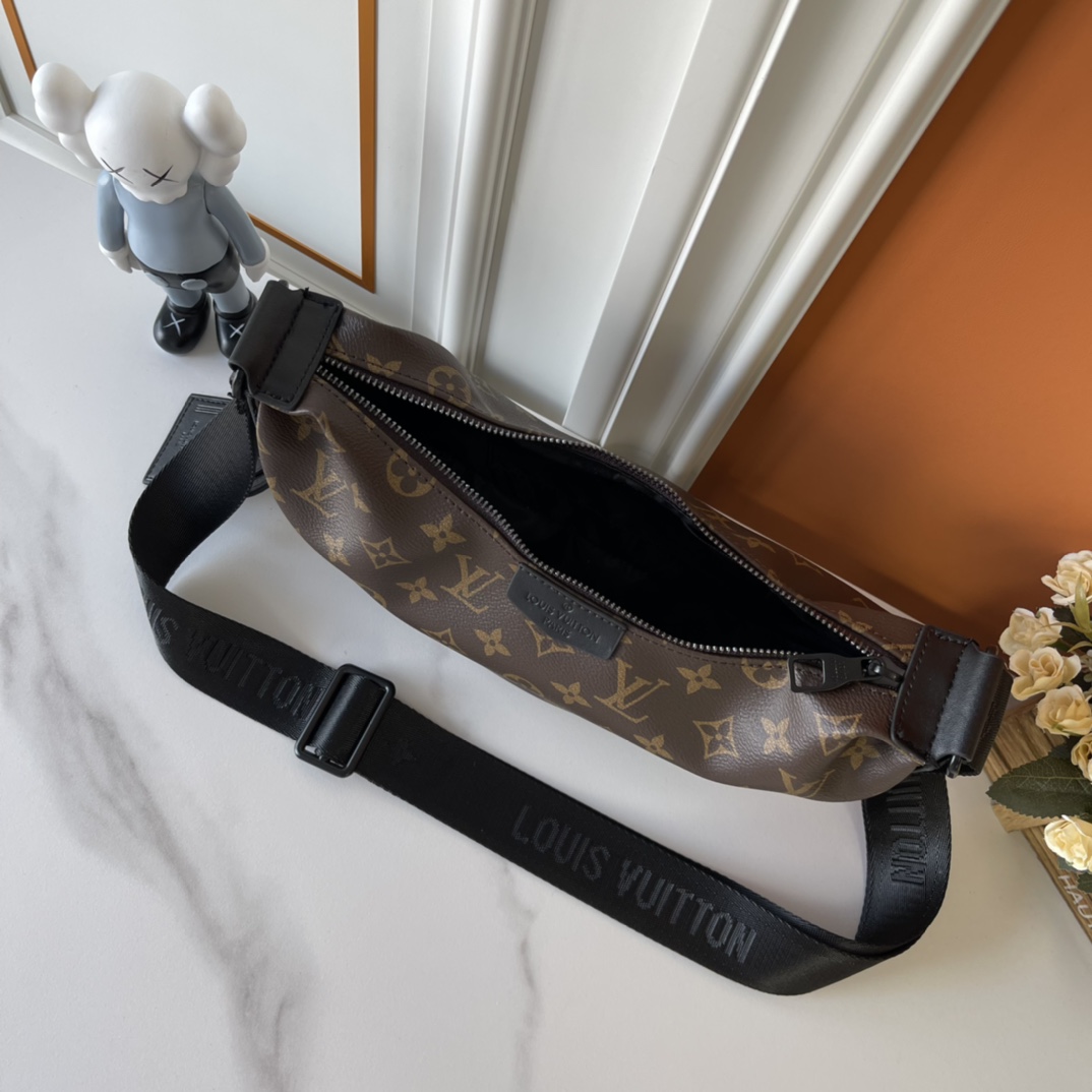 Designer Monogram Hamac Black Old Flower Trumpet Handbag - Gorchic - $135.99