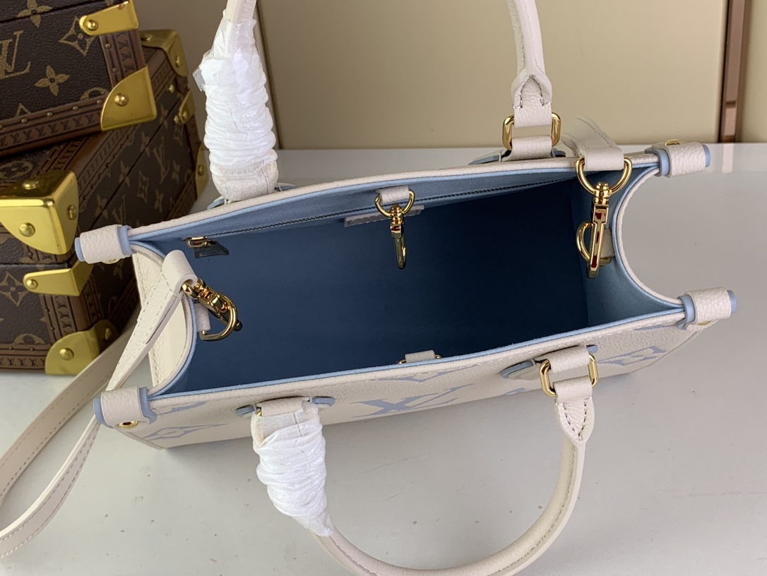 Designer Monogram Monogram Casual Style Leather Elegant Style Bold Logo Totes - Bag - Gorchic - $124.99