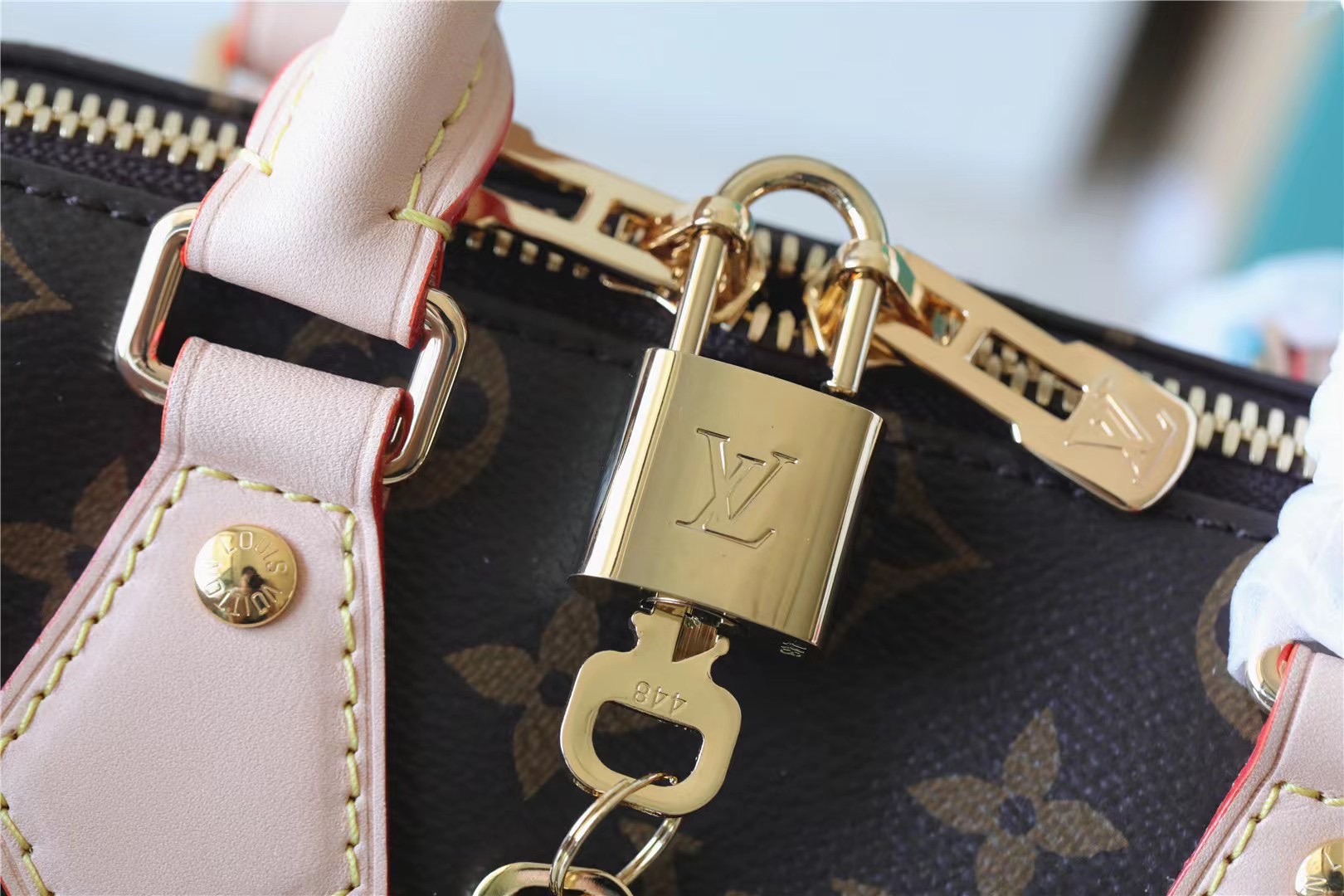 Designer Monogram Speedy Bandoulière 20 - Bag - Gorchic - $117.99