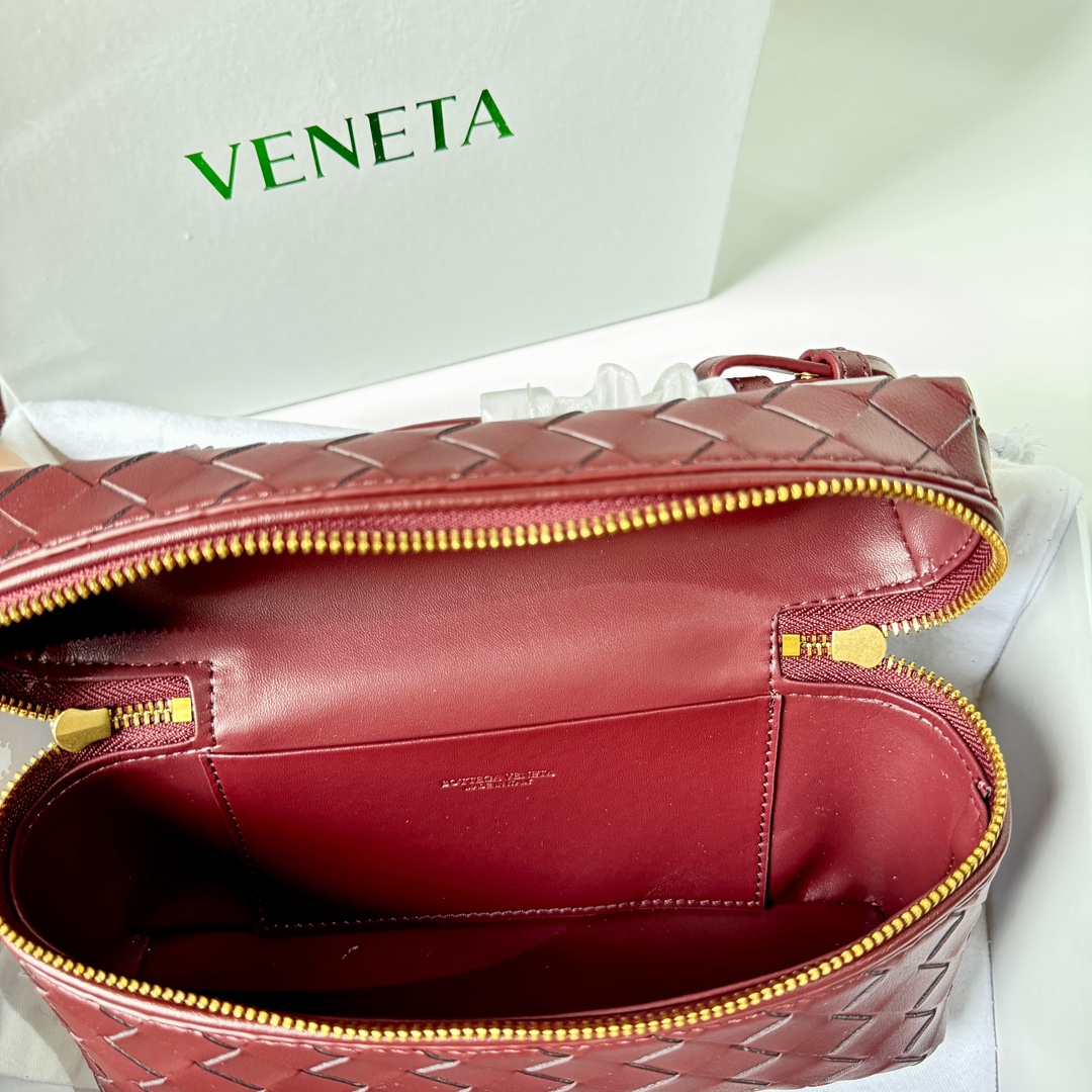 BV Bang Bang Vanity Case Barolo - Bag - Gorchic - $144.99