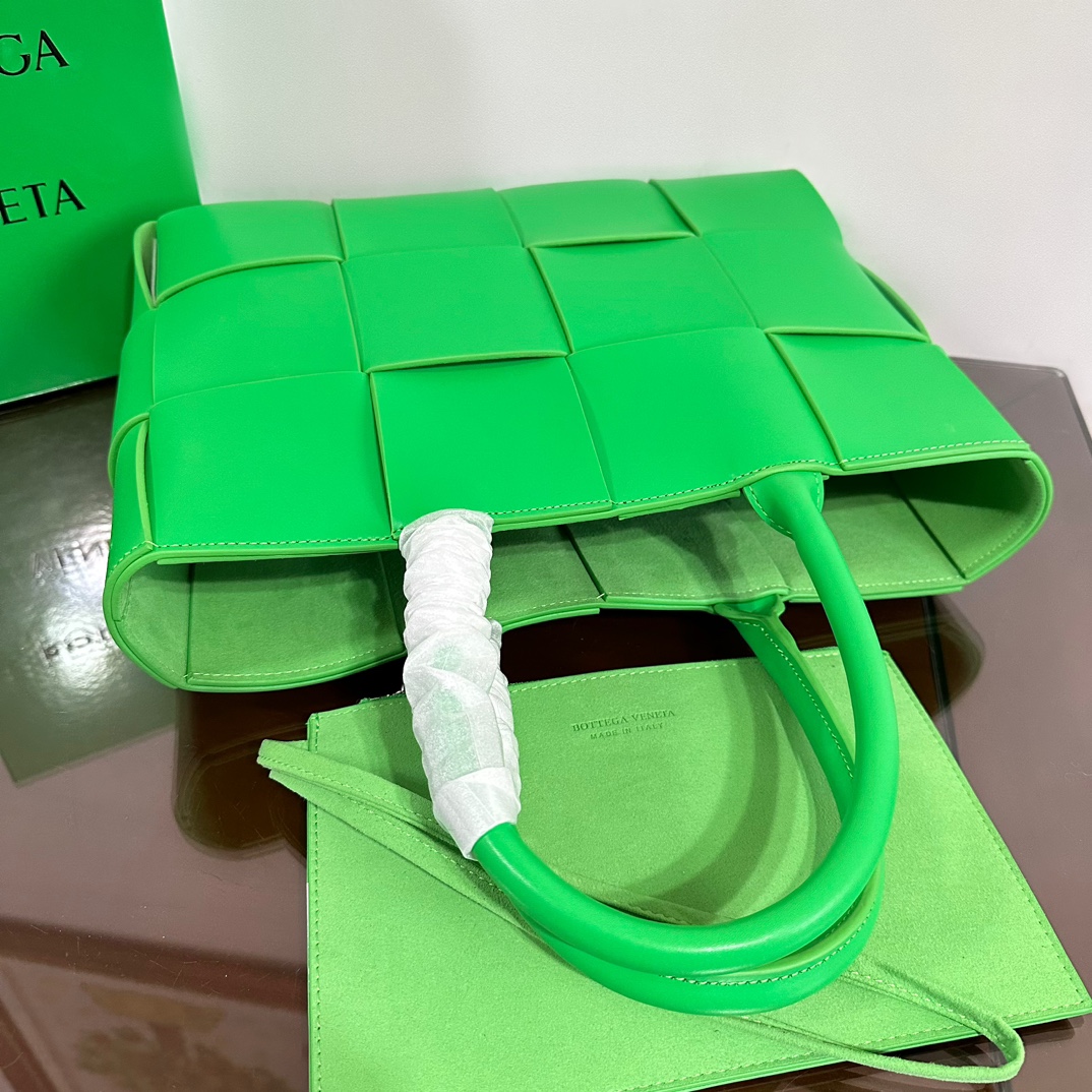 BV Medium Arco Leather Tote Bag- Light Green - Bag - Gorchic - $180.99