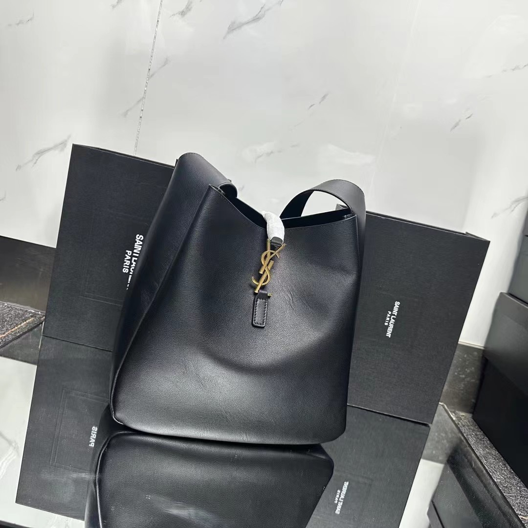 Lady Designer Supple Large leather shoulder bag-Black - Bag - Gorchic - $138.99