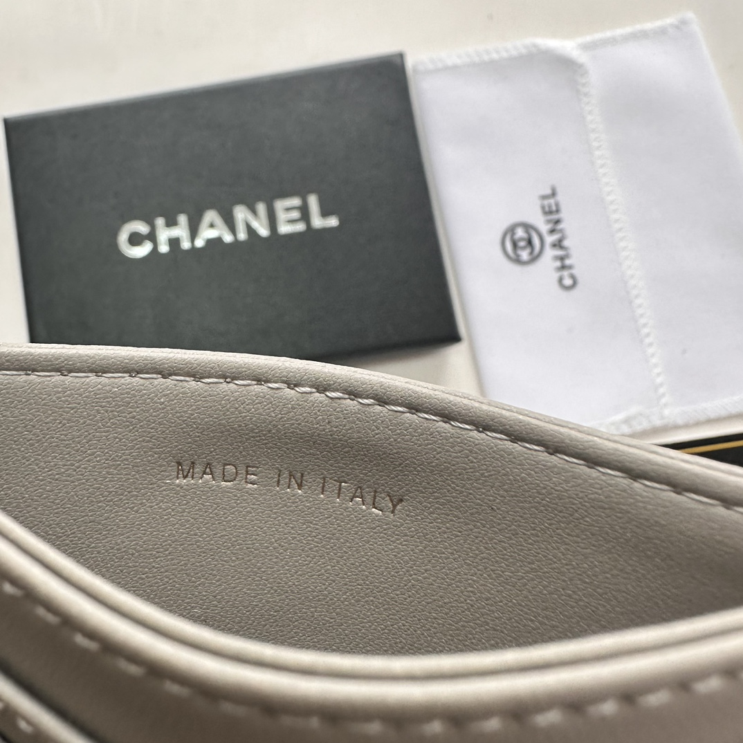 CC Inspired CLASSIC CARD HOLDER Grained Shiny Calfskin & Gold-Tone Metal  Light Gray -Wallet - Gorchic - $37.99