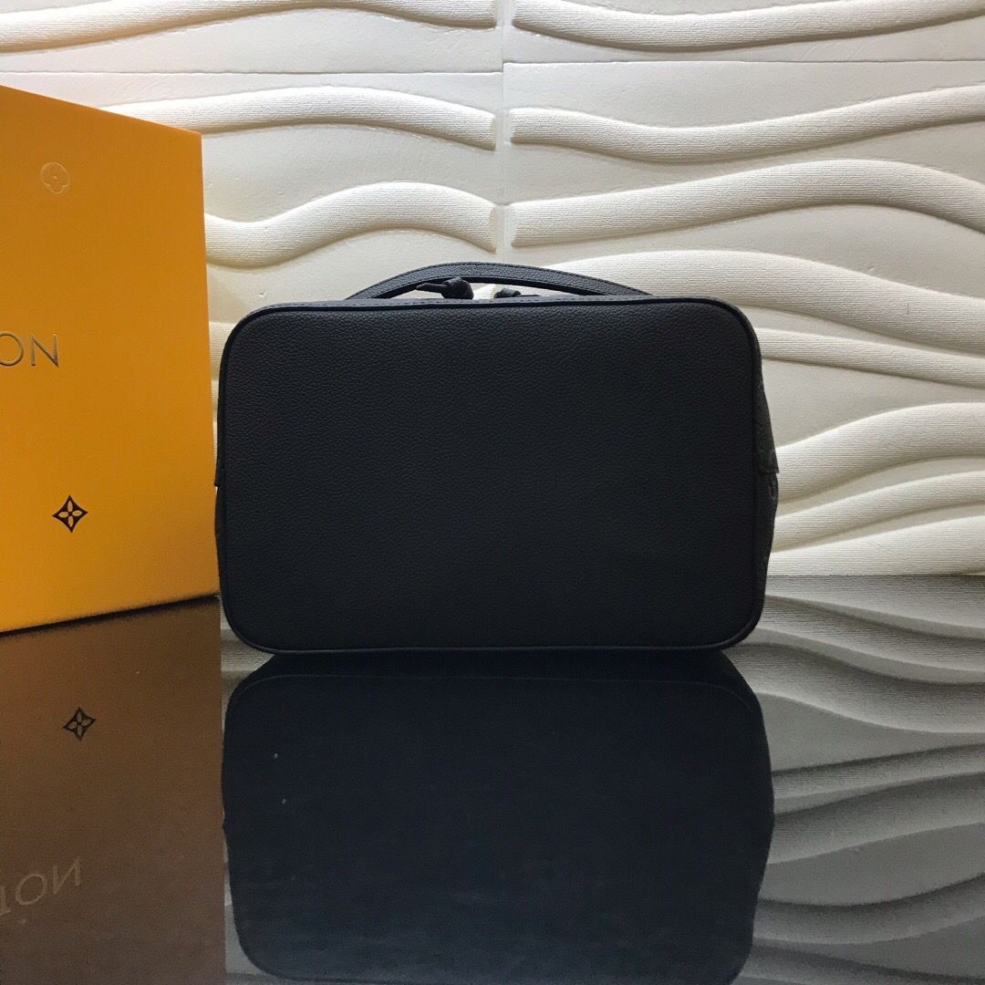 Designer Monogram  NeoNoe MM Bucket Bag - Gorchic - $118.99